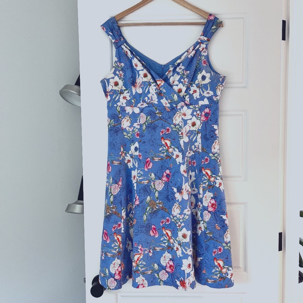 Cleo Petite Floral Sleeveless Cotton Dress